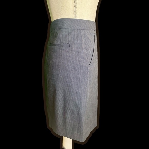 Theory Vintage ‘Lilous/Infinite’ Gray Micro Striped Pocketed Pencil Skirt Size 4 - Picture 9 of 14